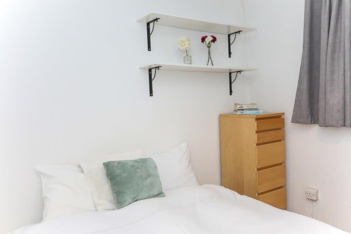 2 Bedroom Apartment In Waterloo Central London Exterior photo