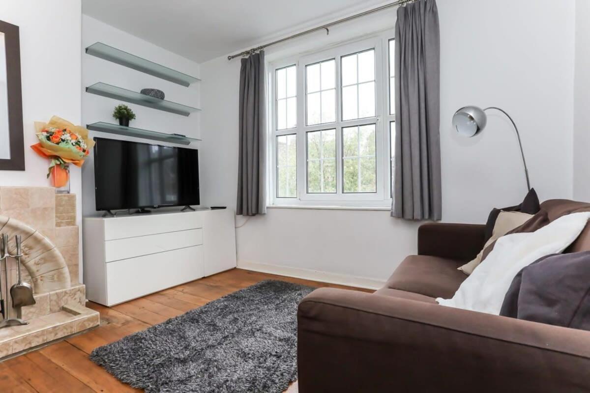 2 Bedroom Apartment In Waterloo Central London Exterior photo